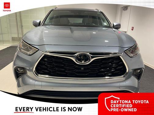 2023 Toyota Highlander Platinum