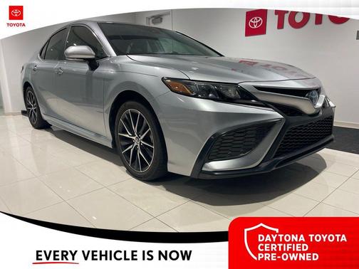 Celestial Silver Metallic 2024 Toyota Camry Hybrid SE