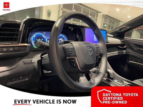 2025 Toyota Crown Signia Limited