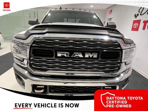 2022 RAM 2500 Limited Crew Cab 4x4 6'4' Box
