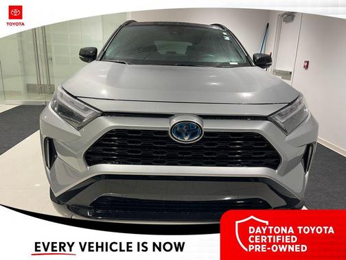 2022 Toyota RAV4 Hybrid SE