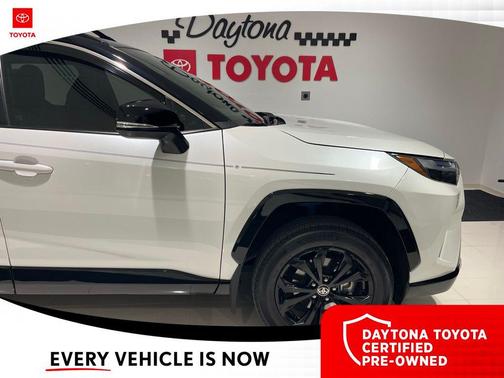 2024 Toyota RAV4 Hybrid SE