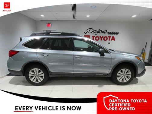 Ice Silver Metallic 2017 Subaru Outback 2.5i Premium