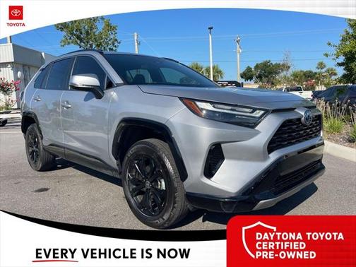 2024 Toyota RAV4 Hybrid SE