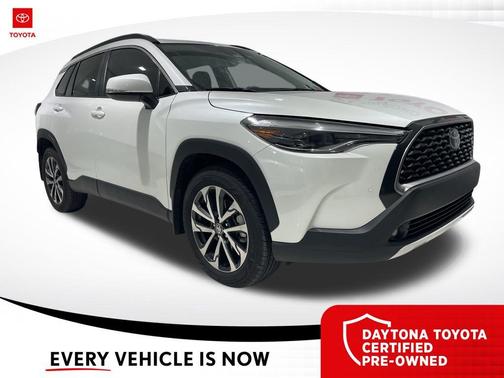 2024 Toyota Corolla Cross XLE