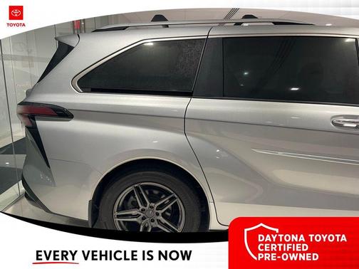 2021 Toyota Sienna Limited 7-Passenger