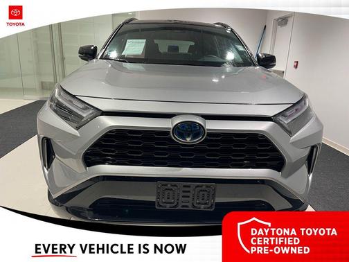 2023 Toyota RAV4 Hybrid SE