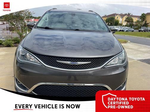 2018 Chrysler Pacifica Touring-L
