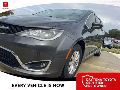 2018 Chrysler Pacifica Touring-L