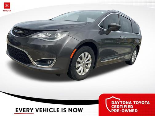 2018 Chrysler Pacifica Touring-L