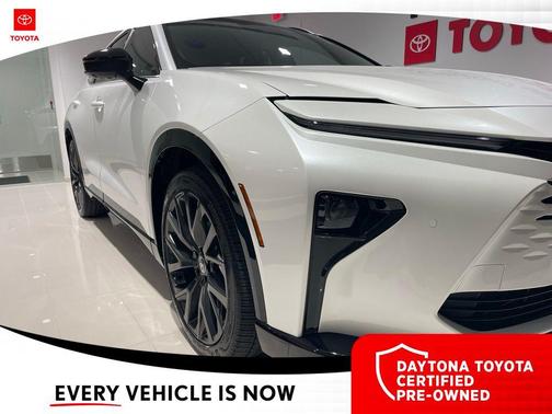 2025 Toyota Crown Signia Limited