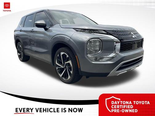 Mercury Gray Metallic 2022 Mitsubishi Outlander SE