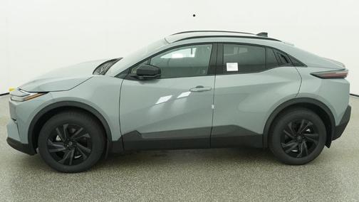 Cement 2026 Toyota C-HR SE