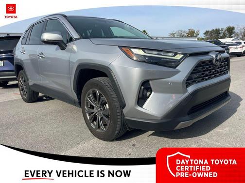 2022 Toyota RAV4 Hybrid SE