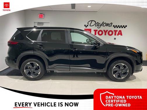 Super Black 2025 Nissan Rogue SV