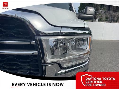 2024 RAM 3500 Tradesman Crew Cab 4x4 6'4' Box