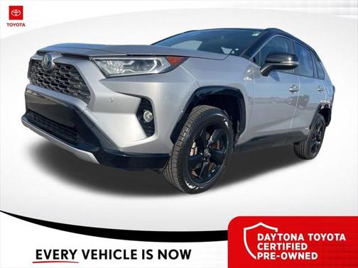 2020 Toyota RAV4 Hybrid SE