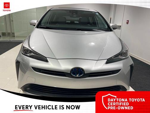2020 Toyota Prius XLE