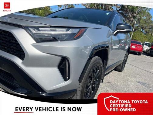 2024 Toyota RAV4 Hybrid SE