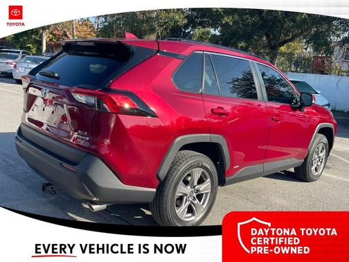 2024 Toyota RAV4 Hybrid XLE