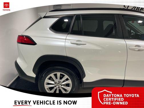 2022 Toyota Corolla Cross LE