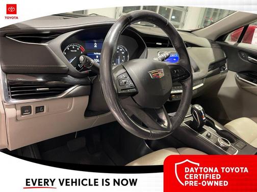 2019 Cadillac XT4 Premium Luxury