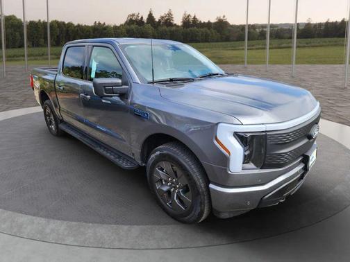2024 Ford F-150 Lightning Flash
