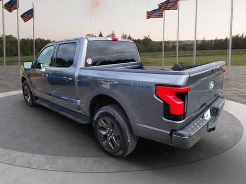 2024 Ford F-150 Lightning Flash