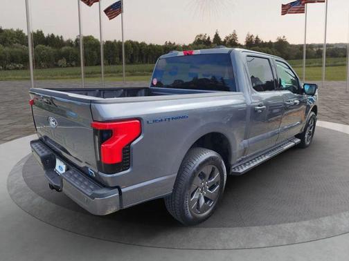 2024 Ford F-150 Lightning Flash