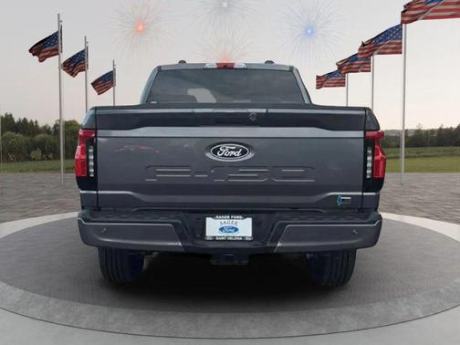 2024 Ford F-150 Lightning Flash
