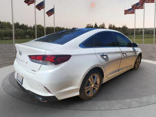 2019 Hyundai SONATA Limited