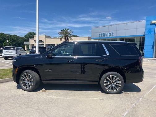 Black 2026 Chevrolet Tahoe High Country