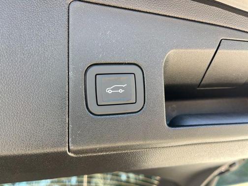 Stellar Black Metallic 2026 Cadillac XT5 Premium Luxury