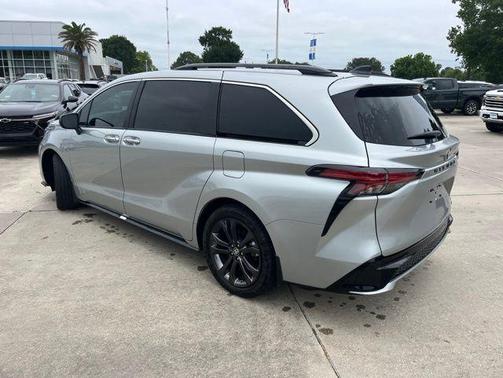 Celestial Silver Metallic 2024 Toyota Sienna XSE 7 Passenger