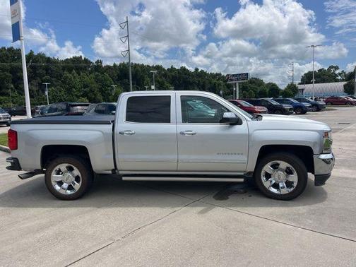 Silver Ice Metallic 2018 Chevrolet Silverado 1500 1LZ