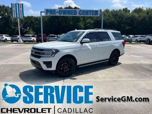 White Metallic 2023 Ford Expedition XLT