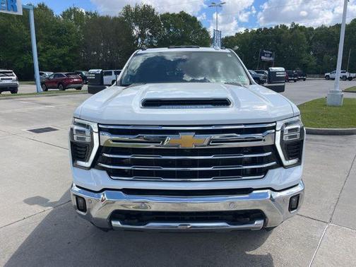 Summit White 2024 Chevrolet Silverado 3500 LTZ