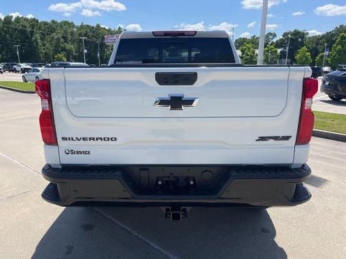 Summit White 2026 Chevrolet Silverado 1500 ZR2