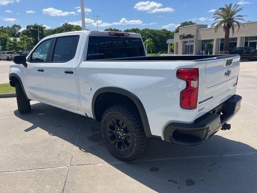 Summit White 2026 Chevrolet Silverado 1500 ZR2