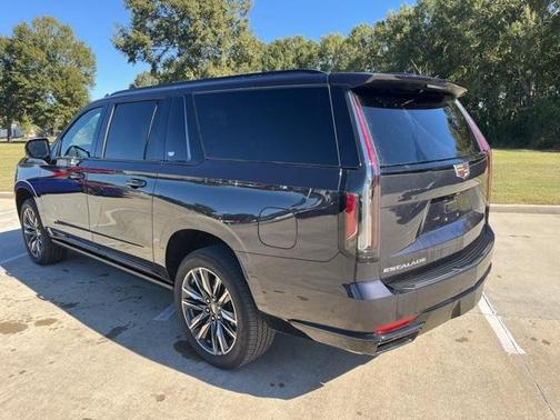 2024 Cadillac Escalade ESV Sport