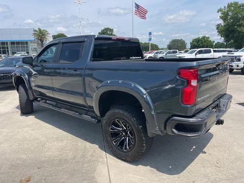 Shadow Gray Metallic 2021 Chevrolet Silverado 1500 RST
