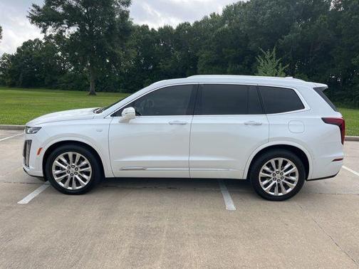 Crystal White Tri-Coat 2020 Cadillac XT6 Premium Luxury FWD