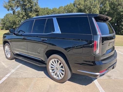 2024 Cadillac Escalade Luxury