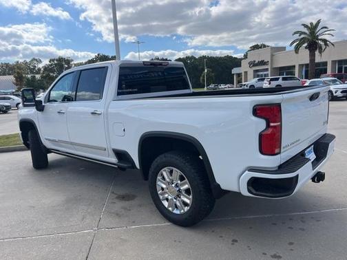 2025 Chevrolet Silverado 2500 High Country