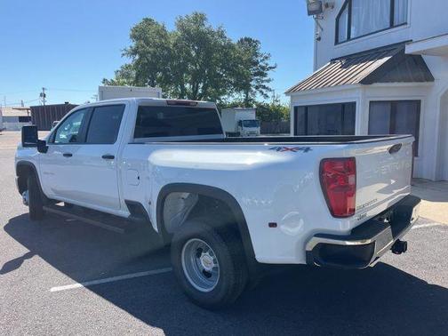Summit White 2026 Chevrolet Silverado 3500 WT