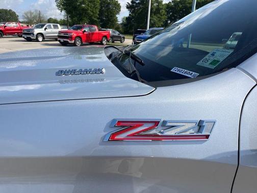 Silver Ice Metallic 2021 Chevrolet Silverado 1500 LT