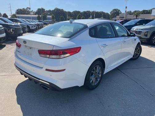 2020 Kia Optima LX