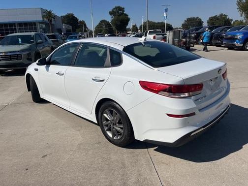 2020 Kia Optima LX