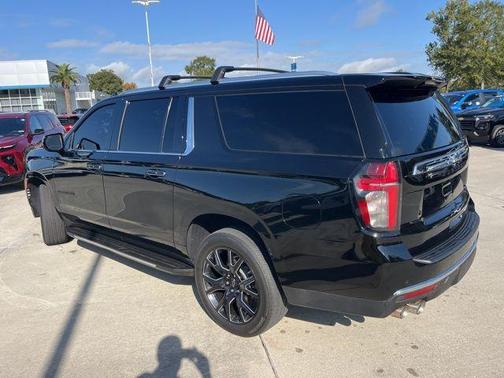 2024 Chevrolet Suburban Premier