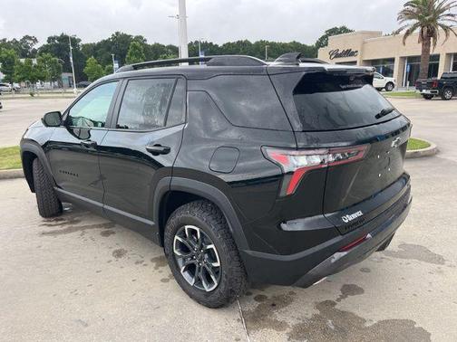 Mosaic Black Metallic 2026 Chevrolet Equinox ACTIV